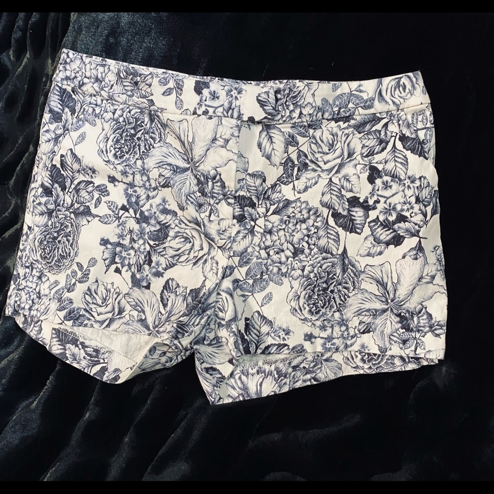 H&M Rose Floral Cotton Shorts size 8